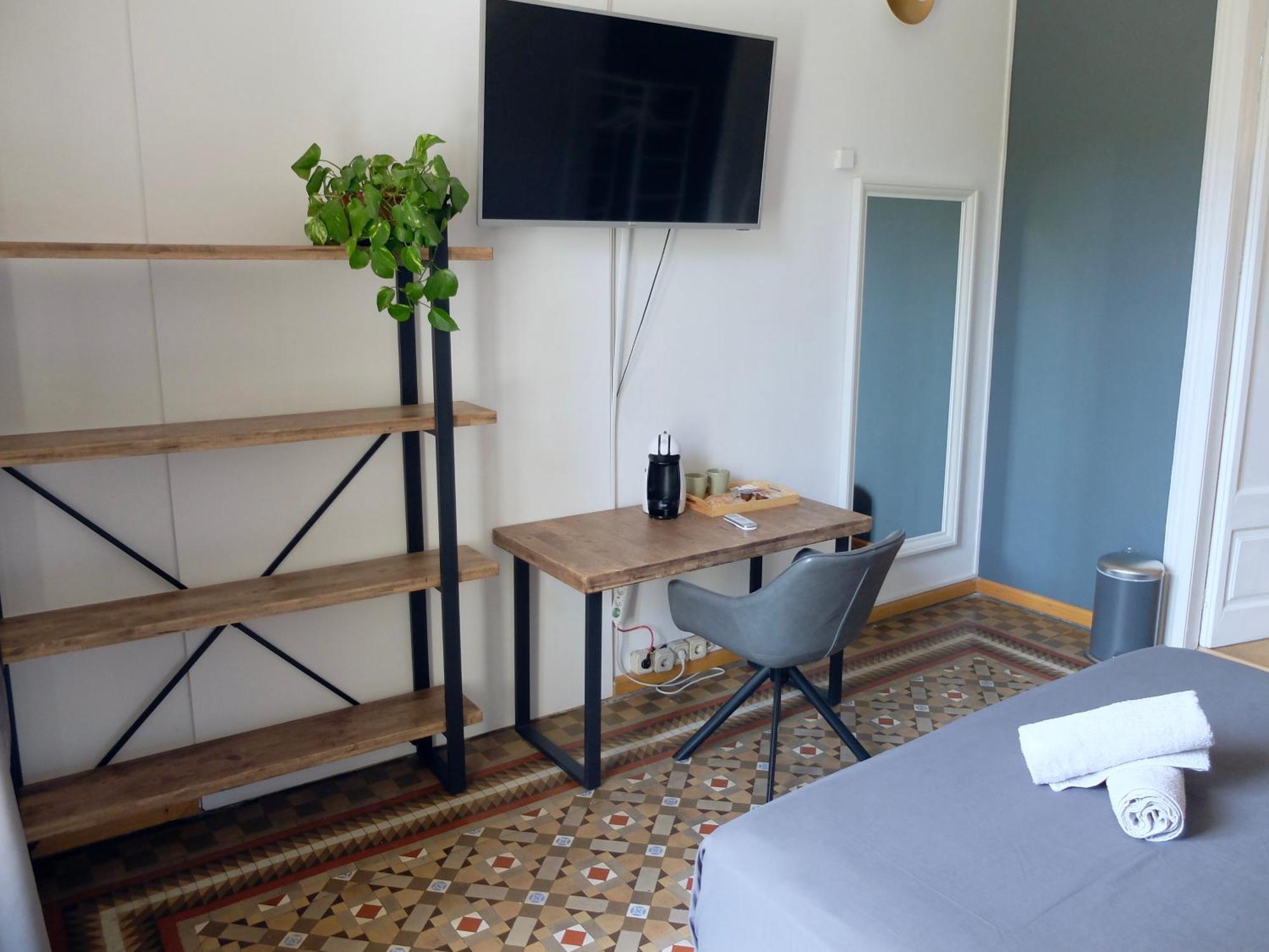 Fabrizzio'S Petit Hostel Barcelona Kültér fotó